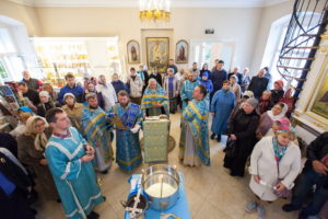 Александро-Невская Лавра отметила престольный праздник в честь иконы Божией Матери «Всех скорбящих Радость»